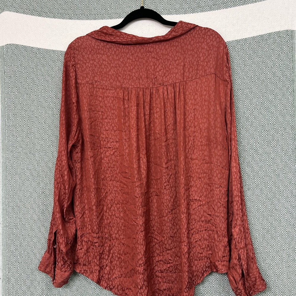 Torrid Rust Button-Down Shirt - Picture 2 of 3
